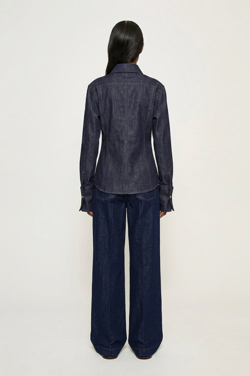 Jade — Pointed Collar Hourglass Shirt